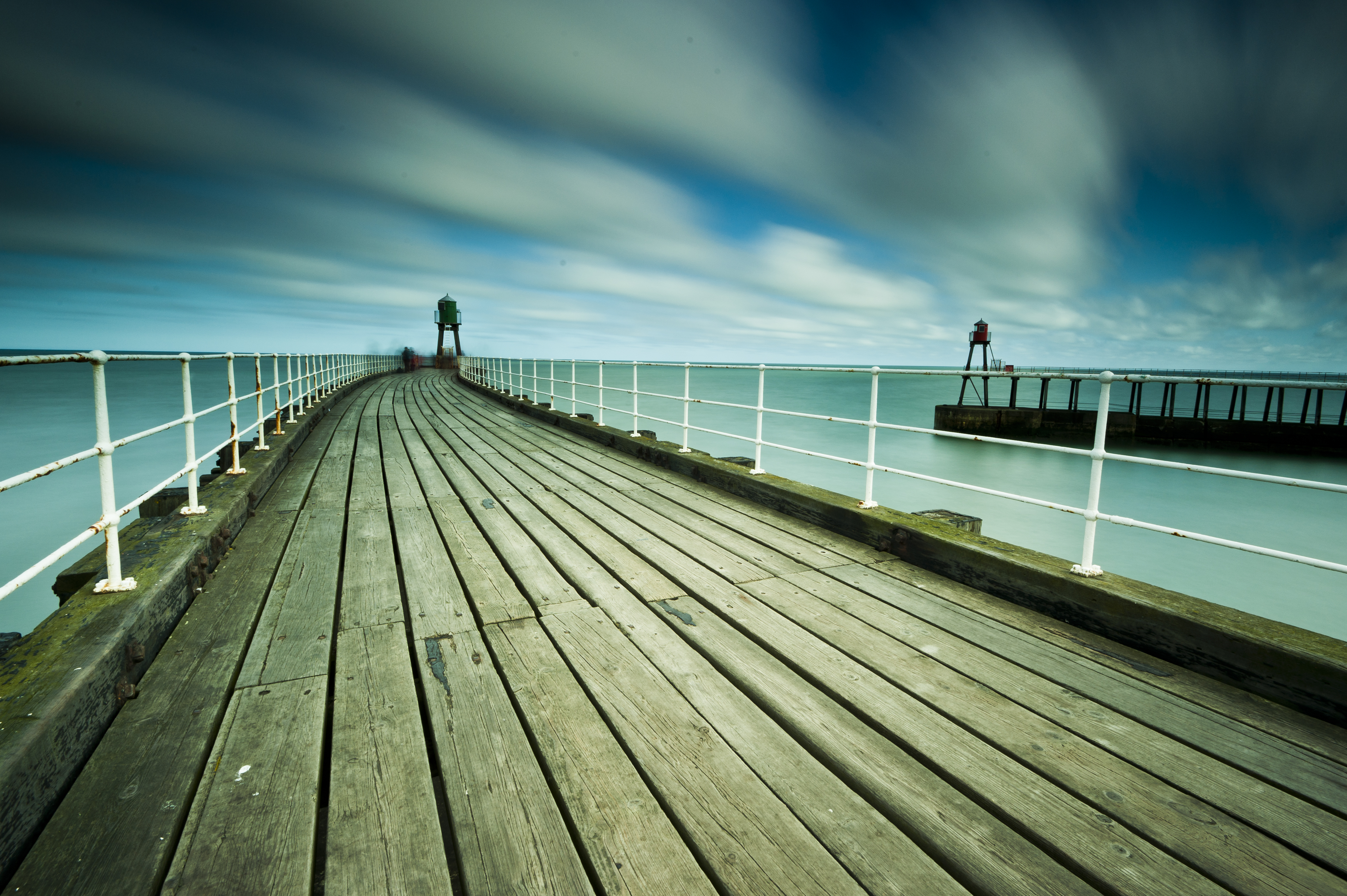 Historical Miscellany #21 - Photographic problems on Whitby Pier [1902]